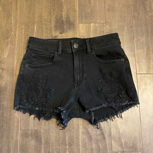 High waisted AE short with lace detail